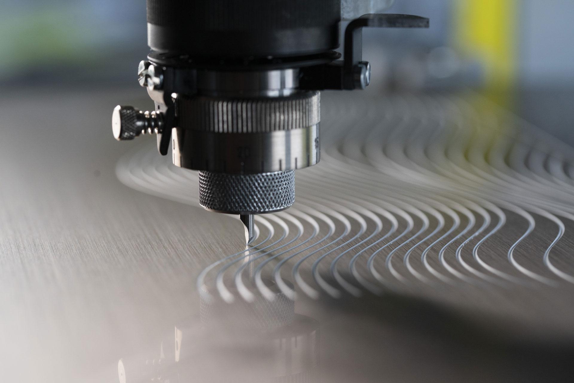 Discover the Rotary Engraving Technology | Gravotech