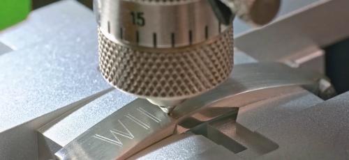 engraving jewelry machine